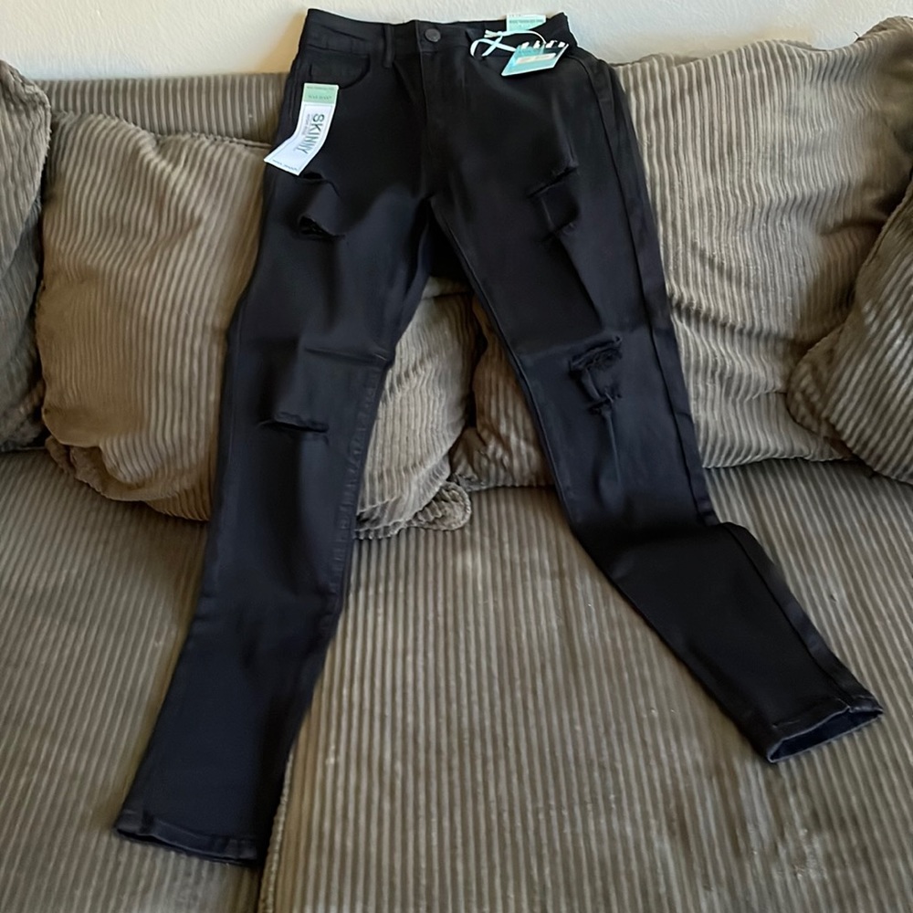 Wax Jean brand new tags still attached size 5 waist 27 length very cute!